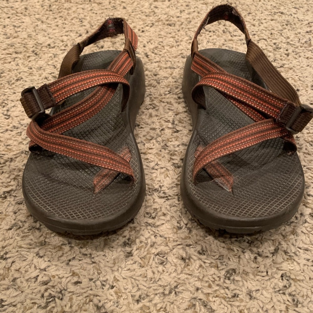 M10 Brown Chacos